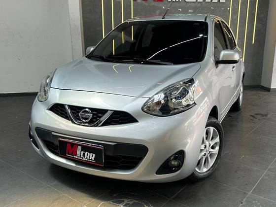 NISSAN MARCH 1.6 SV 16V FLEXSTART 4P XTRONIC NISSAN MARCH 1.6 SV 16V FLEXSTART 4P XTRONIC